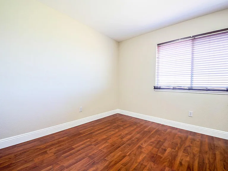 4481 Shorebird Dr — Photo 17