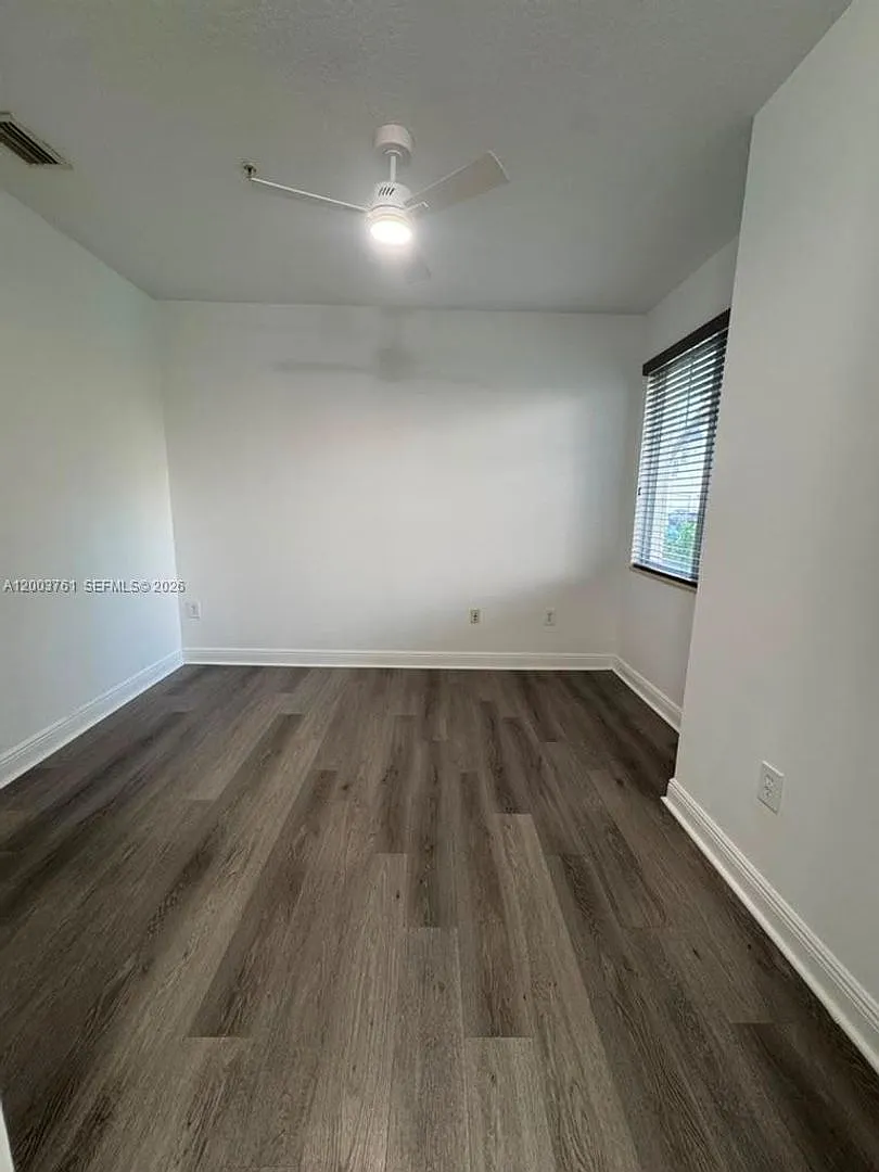 556 Nw 39th Cir #Townhouse 556 Boca Raton, Fl 33431 — Photo 4