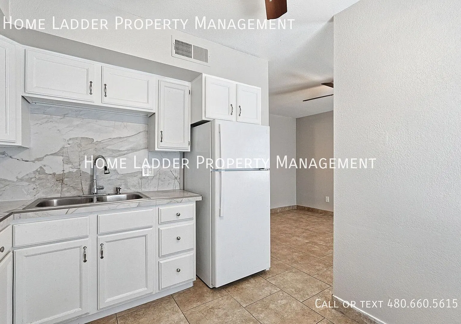 Charming Mesa Apartment with Convenient Amenities! — Photo 4