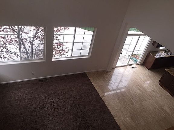 3rd image of 2180 Lucca Ln