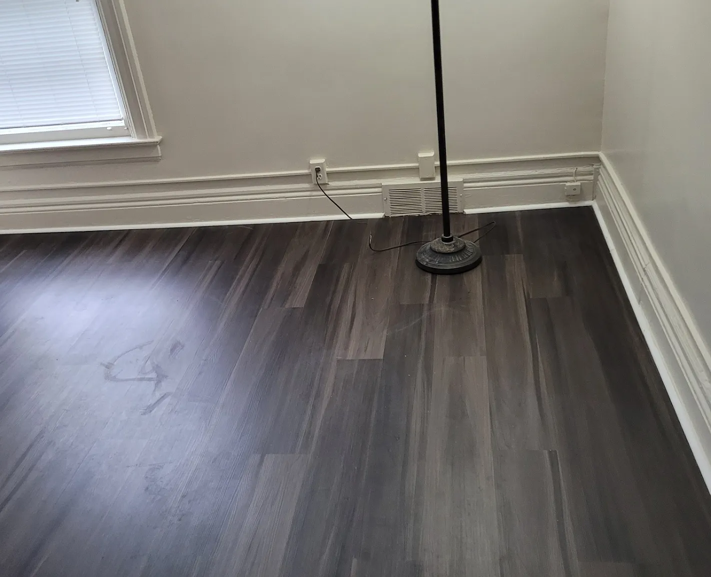 1 bed, 600 sqft, $1,050 — Photo 2