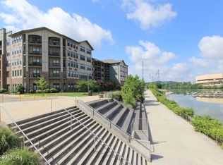 445 W Blount Ave APT 526, Knoxville, TN 37920
