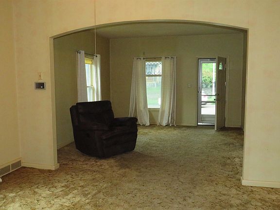 5th image of 741 South St