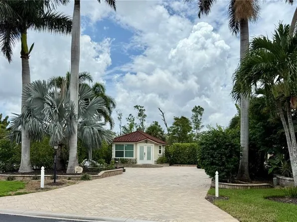 4826 Southern Breeze DR, NAPLES, FL 34114