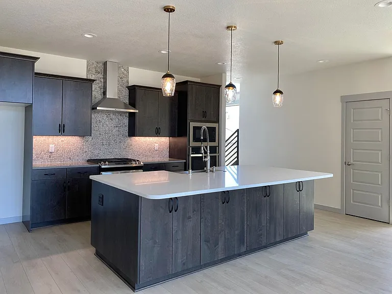 6033 W 30th Ave — Photo 7