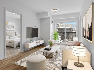 177 Armstrong St #305, Ottawa, ON K1Y 2W2