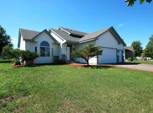 3901 99th Ave N, Brooklyn Park, MN 55443