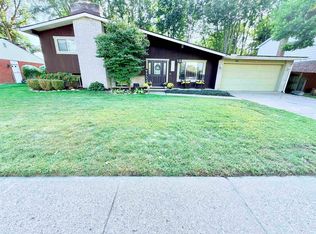 25154 S Magdalena St, Harrison Township, MI 48045