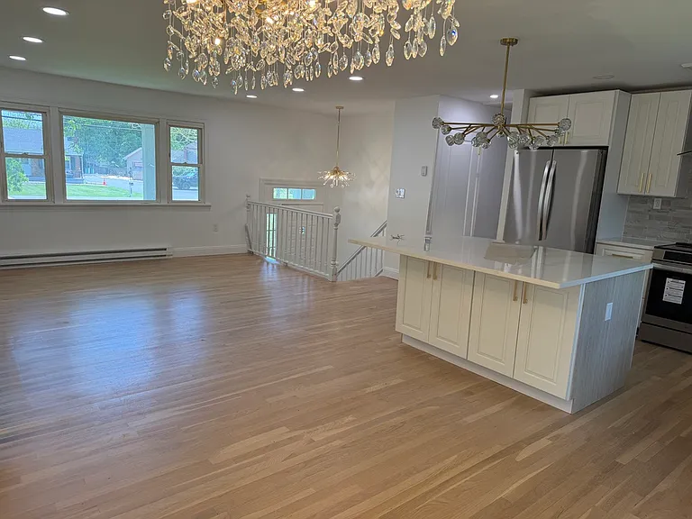 72 Blooming Grove Tpke — Photo 2