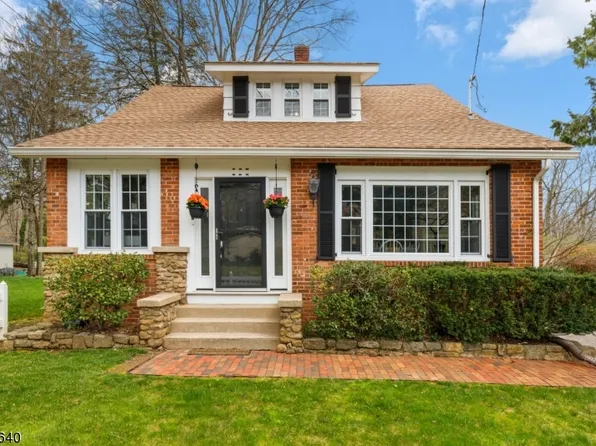 19 Main St, Mount Olive Twp., NJ 07836