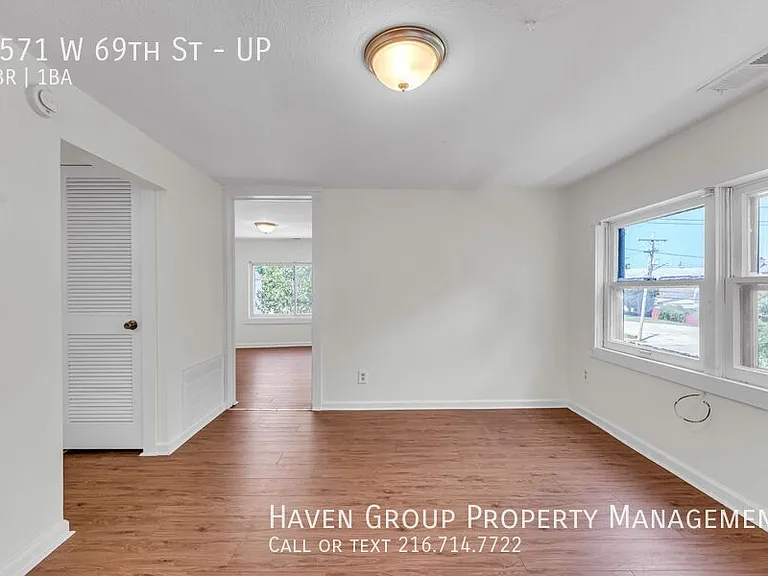 3571 W 69th St #UP — Photo 2