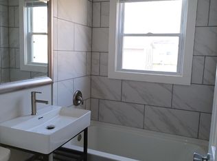 13304 6th St, Grandview, MO 64030