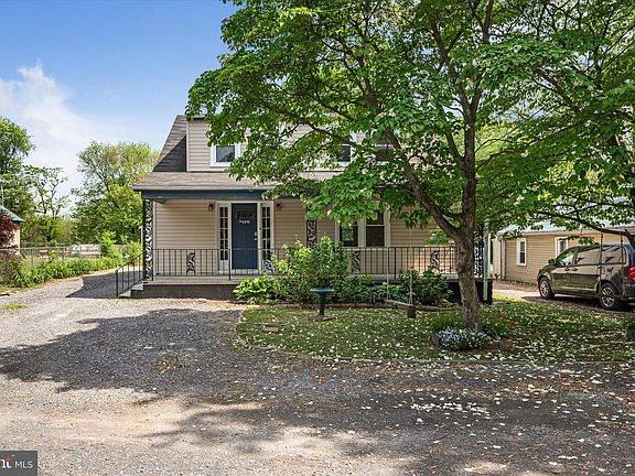 5th image of 178 Mount Vista Dr