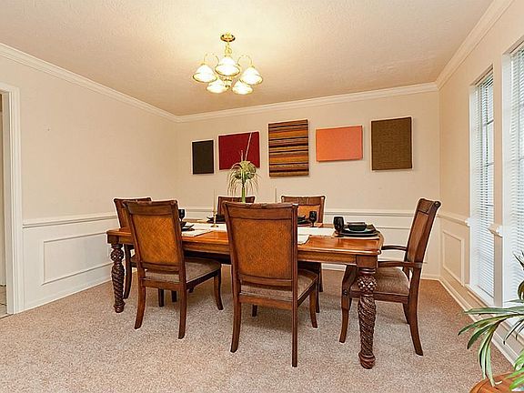 4th image of 15715 Autumnbrook Dr