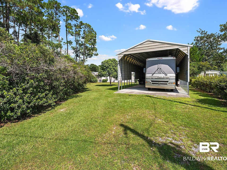 2nd image of 524 Escambia Cir