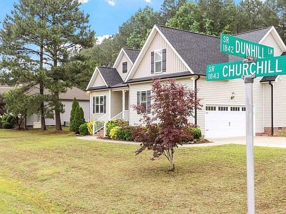 3rd image of 120 Dunhill Ln
