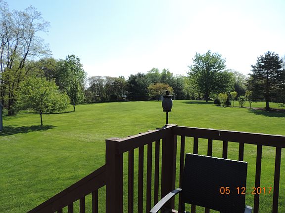 2nd image of 475 Cambridge Dr