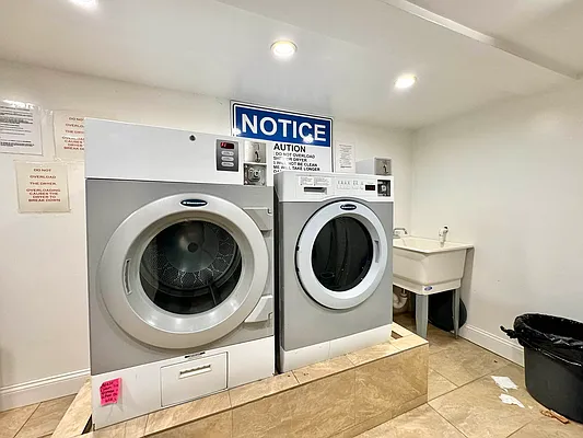 Rented by Astoria Realty | media 14