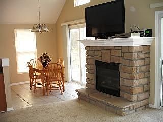 5th image of 793 Holiday Dr