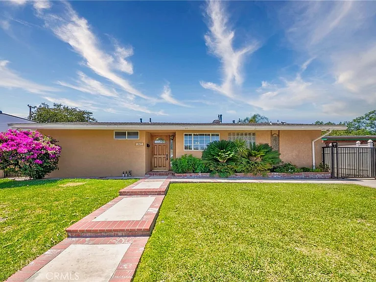 14621 Dalmatian Ave — Photo 40