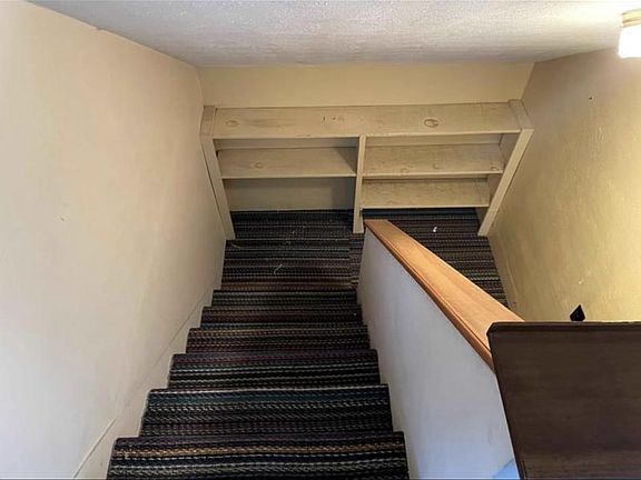 3rd image of 2126 Lewis Dr #3
