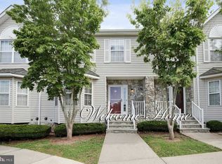 26 Edith Dr #2226, Somerset, NJ 08873