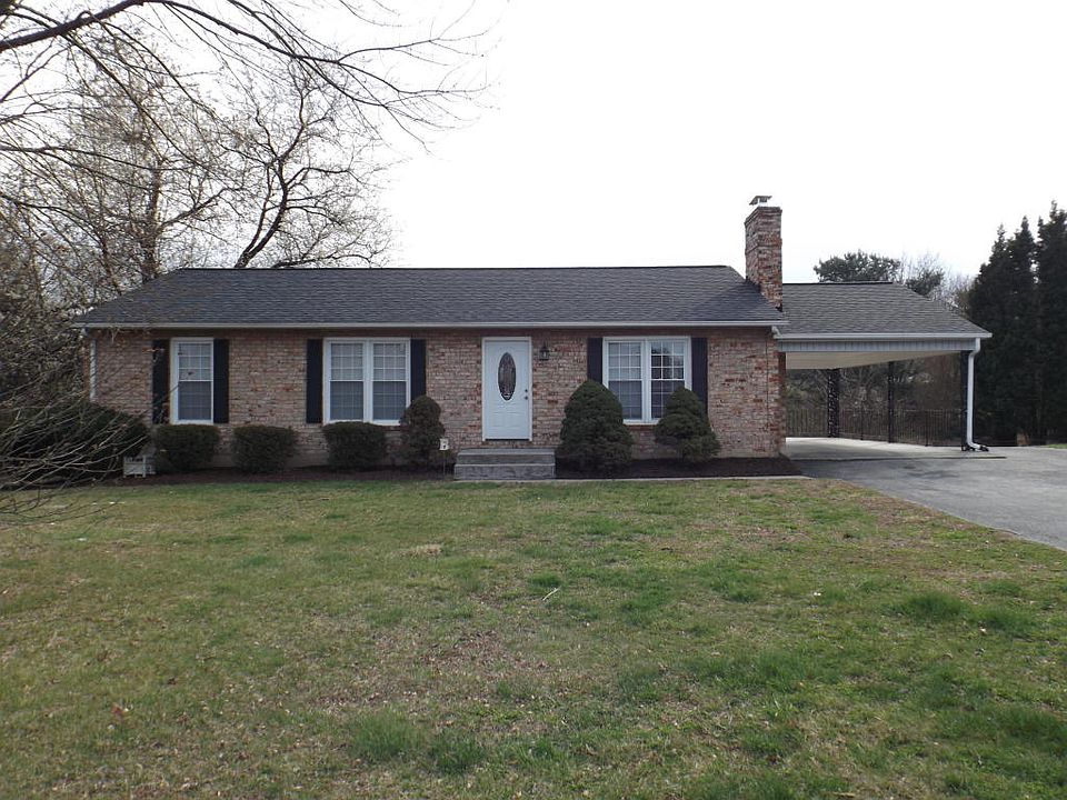 1st image of 58 Lenox Cir
