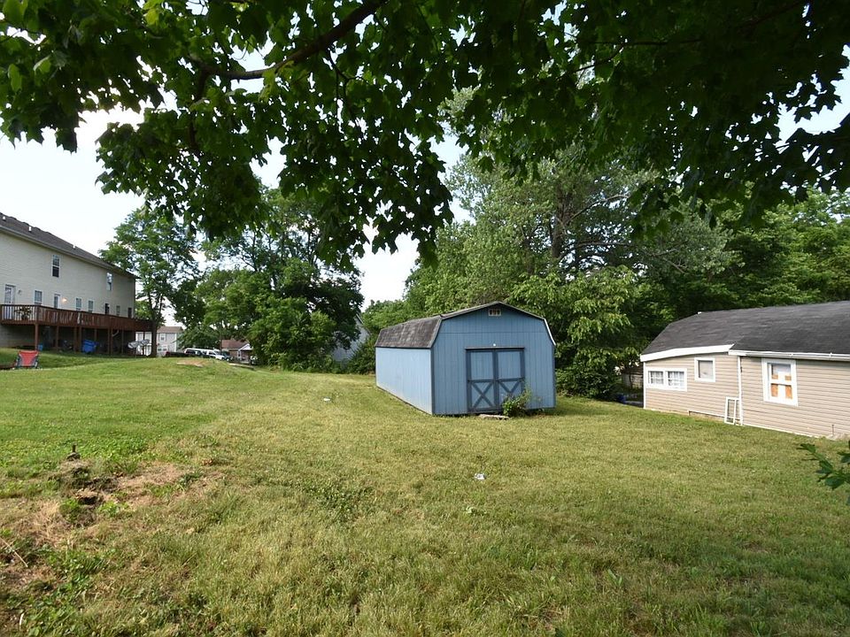 2nd image of 319 High St