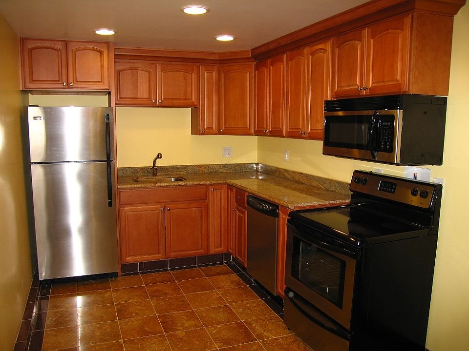 1st image of 154 Del Vale Ave