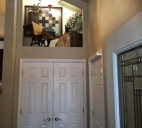 5th image of 883 N Glasgow Dr