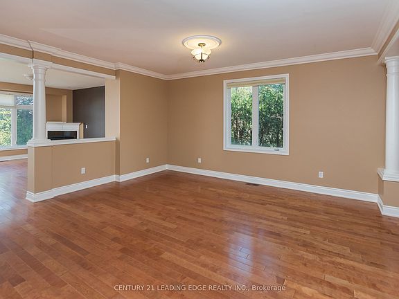 5th image of 30 James Scott Rd