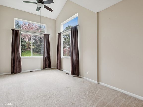 5th image of 3130 Autumn Lake Dr