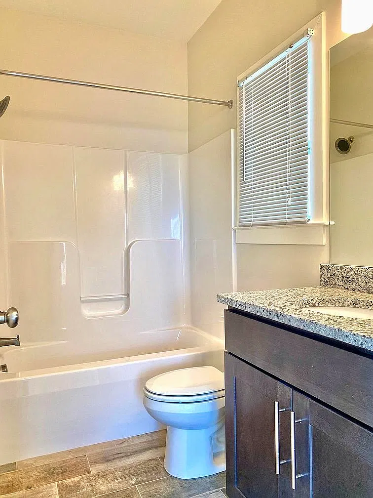 2 bed, $1,850 — Photo 4
