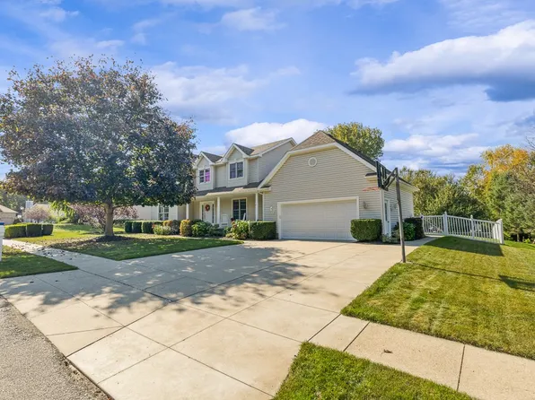 5536 Sandalwood Ct, Erie, PA 16506