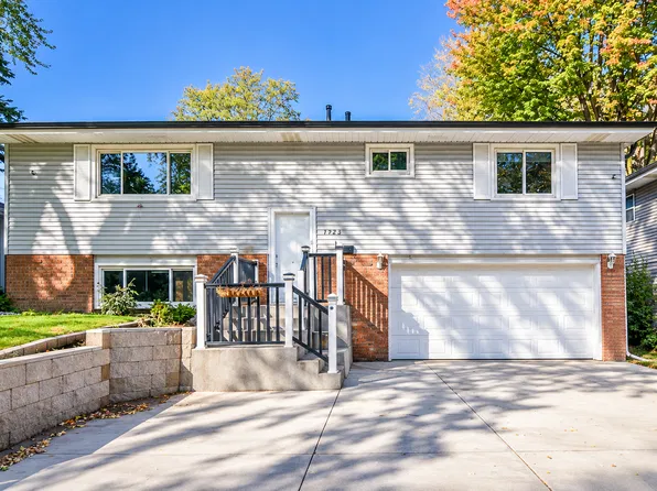 1325 42 1/2 Ave NE, Columbia Heights, MN 55421