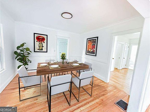 3rd image of 1679 Altadena Pl SW