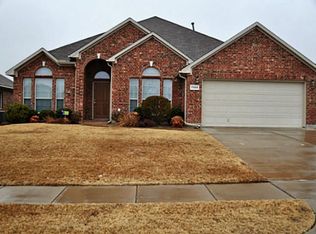 7909 Corona Ct, Arlington, TX 76002