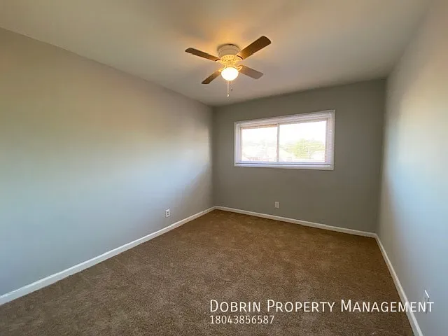 2105 Phaup St #2 — Photo 7