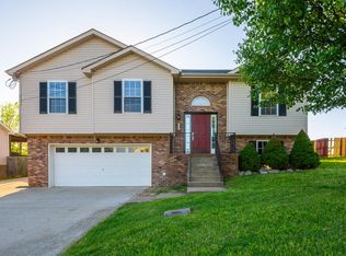 1512 Buchanon Dr, Clarksville, TN 37042
