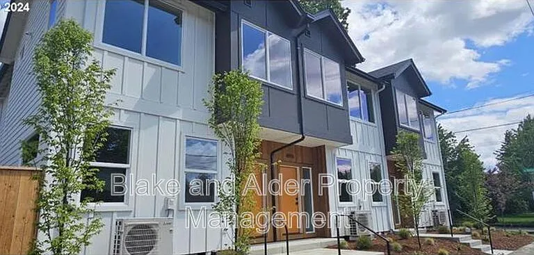 5221 SE Boise St — Photo 3