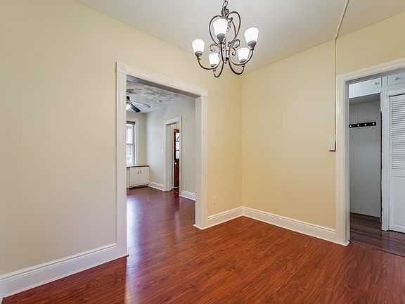 5th image of 221-5 Ege Ave
