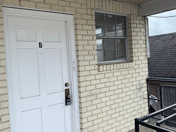 2nd image of 412 S Murat St APT B