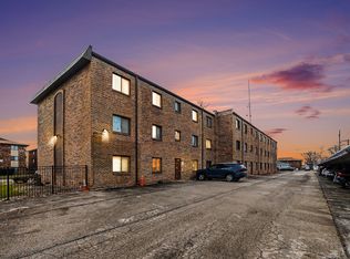 3018 Bernice Rd APT 205, Lansing, IL 60438