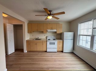 111 Main St #6R, Peabody, MA 01960