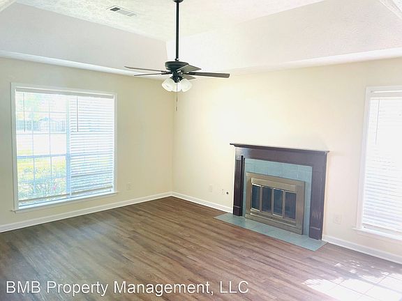 4th image of 6605 Concord Mews