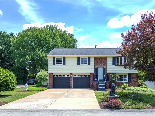 241 Laurel Dr, Greensburg, PA 15601