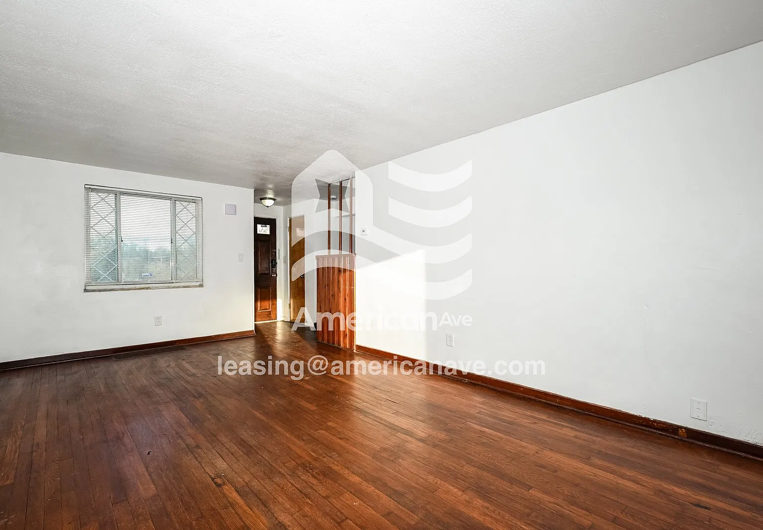 3 bed, 1.0 bath, 1120 sqft, $1,897 — Photo 3