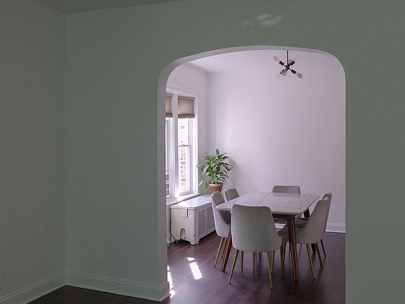 3rd image of 2108 N Richmond St #2