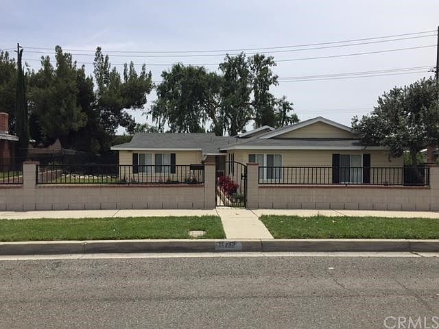 1st image of 1120 E La Verne Ave