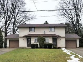 1853 Issaquah St, Cuyahoga Falls, OH 44221